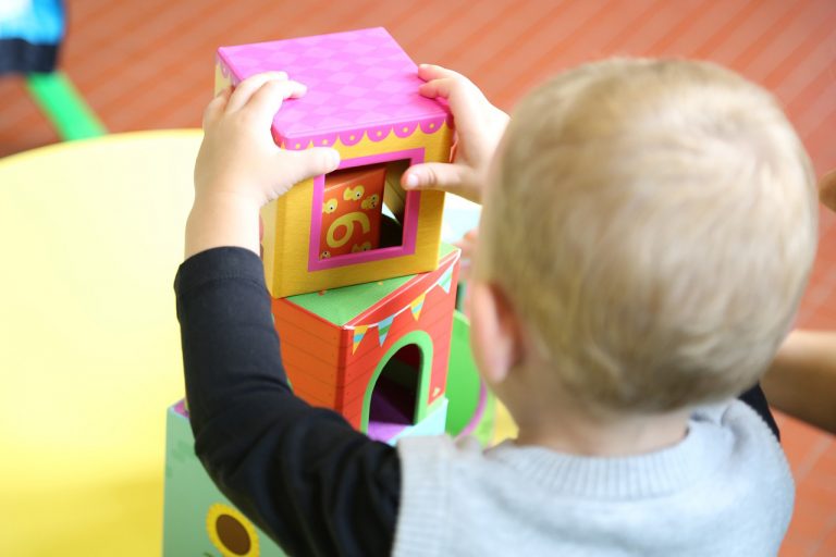 cubes jeux bebe creche vaucluse